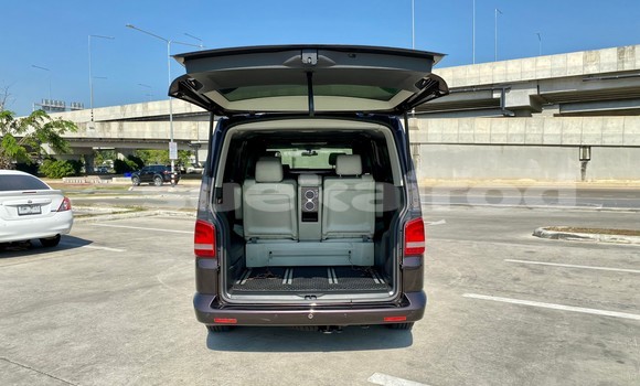 ซื้อ รถมือสอง Volkswagen Caravelle สีน้ำตาล รถยนต์ ใน %{เมือง} ใน กรุงเทพมหานคร ซื้อ รถมือสอง Volkswagen Caravelle สีน้ำตาล รถยนต์ ใน %{เมือง} ใน กรุงเทพมหานคร