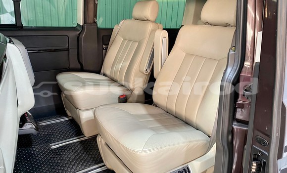 Buy Used Volkswagen Caravelle Brown Car in Bangkok in Bangkok Buy Used Volkswagen Caravelle Brown Car in Bangkok in Bangkok