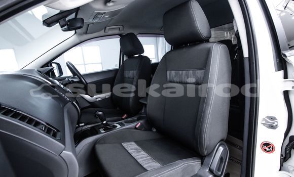 Buy Used Ford Ranger White Car in Bangkok in Bangkok Buy Used Ford Ranger White Car in Bangkok in Bangkok