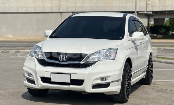 ซื้อ รถมือสอง Honda CR–V ขาว รถยนต์ ใน %{เมือง} ใน กรุงเทพมหานคร