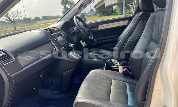 Buy Used Honda CR–V White Car in Bangkok in Bangkok Buy Used Honda CR–V White Car in Bangkok in Bangkok