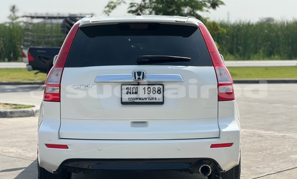 Buy Used Honda CR–V White Car in Bangkok in Bangkok Buy Used Honda CR–V White Car in Bangkok in Bangkok