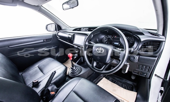 ซื้อ รถมือสอง Toyota Hiluxe Revo ขาว รถยนต์ ใน %{เมือง} ใน กรุงเทพมหานคร ซื้อ รถมือสอง Toyota Hiluxe Revo ขาว รถยนต์ ใน %{เมือง} ใน กรุงเทพมหานคร