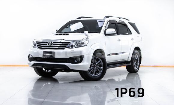 Buy Used Toyota Fortuner White Car in Bangkok in Bangkok Buy Used Toyota Fortuner White Car in Bangkok in Bangkok