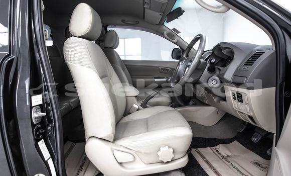 ซื้อ รถมือสอง Toyota Hiluxe VIGO สีดำ รถยนต์ ใน %{เมือง} ใน กรุงเทพมหานคร ซื้อ รถมือสอง Toyota Hiluxe VIGO สีดำ รถยนต์ ใน %{เมือง} ใน กรุงเทพมหานคร