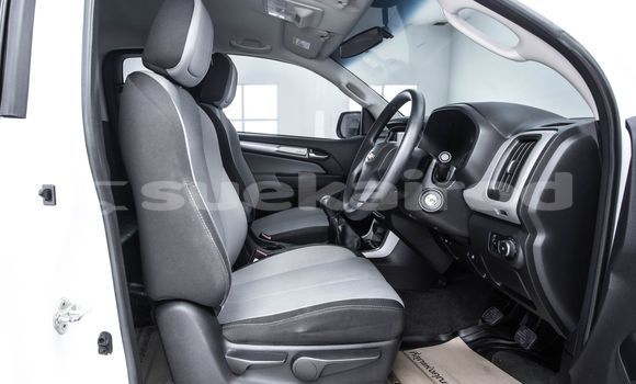 ซื้อ รถมือสอง Chevrolet Colorado ขาว รถยนต์ ใน %{เมือง} ใน กรุงเทพมหานคร ซื้อ รถมือสอง Chevrolet Colorado ขาว รถยนต์ ใน %{เมือง} ใน กรุงเทพมหานคร