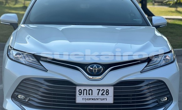 Buy Used Toyota Camry White Car in Bangkok in Bangkok Buy Used Toyota Camry White Car in Bangkok in Bangkok