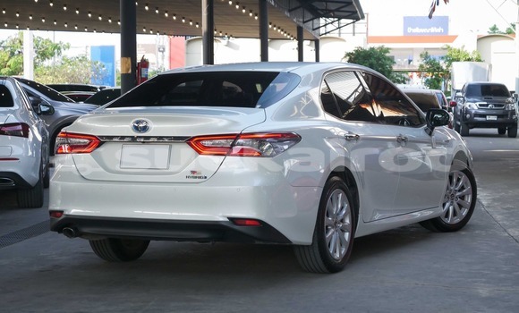 Buy Used Toyota Camry White Car in Bangkok in Bangkok Buy Used Toyota Camry White Car in Bangkok in Bangkok