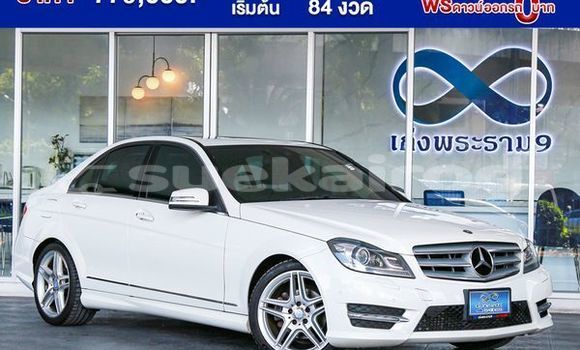 Buy Used Mercedes-Benz C250 coupe White Car in Bangkok in Bangkok