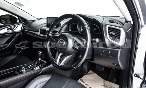 ซื้อ รถมือสอง Mazda 3 สีดำ รถยนต์ ใน %{เมือง} ใน กรุงเทพมหานคร ซื้อ รถมือสอง Mazda 3 สีดำ รถยนต์ ใน %{เมือง} ใน กรุงเทพมหานคร