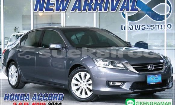 Buy Used Honda Accord White Car in Bangkok in Bangkok