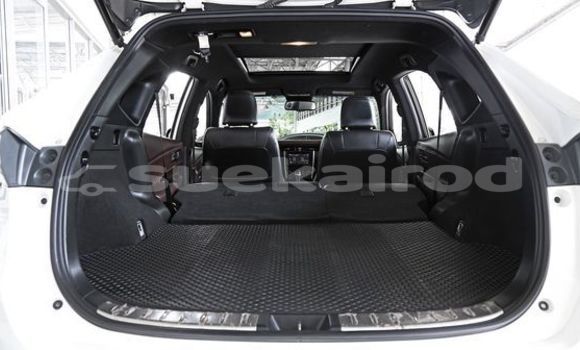 Buy Used Toyota Harrier White Car in Bangkok in Bangkok Buy Used Toyota Harrier White Car in Bangkok in Bangkok