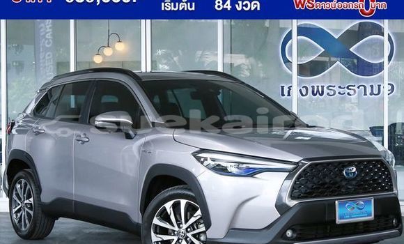 ซื้อ รถมือสอง Toyota Corolla Cross เงิน รถยนต์ ใน %{เมือง} ใน กรุงเทพมหานคร