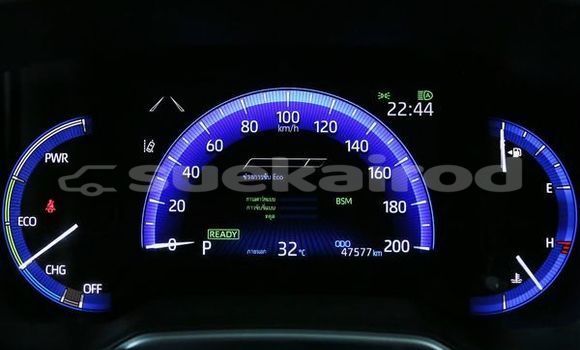 ซื้อ รถมือสอง Toyota Corolla Cross เงิน รถยนต์ ใน %{เมือง} ใน กรุงเทพมหานคร ซื้อ รถมือสอง Toyota Corolla Cross เงิน รถยนต์ ใน %{เมือง} ใน กรุงเทพมหานคร