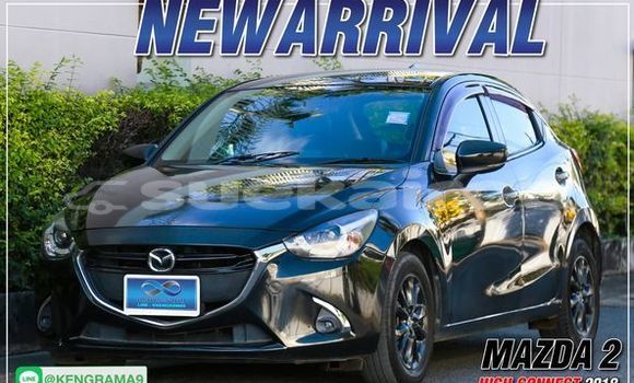 ซื้อ รถมือสอง Mazda Mazda 2 สีดำ รถยนต์ ใน %{เมือง} ใน กรุงเทพมหานคร