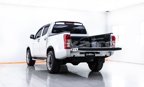 Buy Used Isuzu D-Max White Car in Bangkok in Bangkok Buy Used Isuzu D-Max White Car in Bangkok in Bangkok