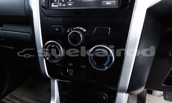 Buy Used Isuzu D-Max White Car in Bangkok in Bangkok Buy Used Isuzu D-Max White Car in Bangkok in Bangkok