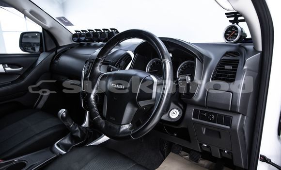 Buy Used Isuzu D-Max White Car in Bangkok in Bangkok Buy Used Isuzu D-Max White Car in Bangkok in Bangkok