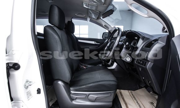 Buy Used Isuzu D-Max White Car in Bangkok in Bangkok Buy Used Isuzu D-Max White Car in Bangkok in Bangkok
