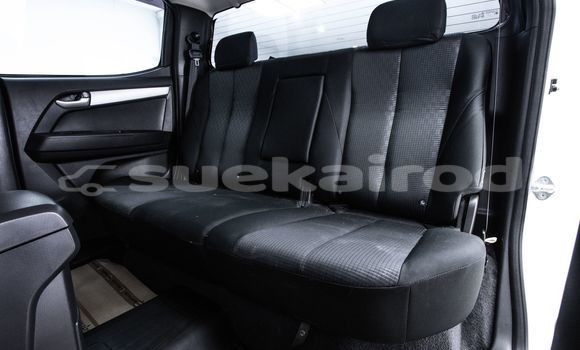 Buy Used Isuzu D-Max White Car in Bangkok in Bangkok Buy Used Isuzu D-Max White Car in Bangkok in Bangkok