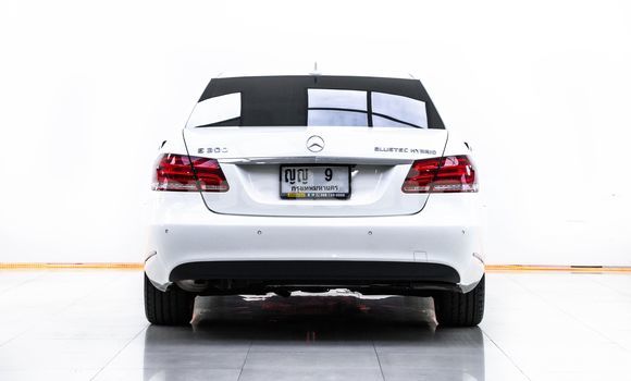 ซื้อ รถมือสอง Mercedes-Benz E-Classe ขาว รถยนต์ ใน %{เมือง} ใน กรุงเทพมหานคร ซื้อ รถมือสอง Mercedes-Benz E-Classe ขาว รถยนต์ ใน %{เมือง} ใน กรุงเทพมหานคร