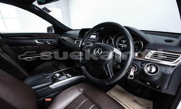 ซื้อ รถมือสอง Mercedes-Benz E-Classe ขาว รถยนต์ ใน %{เมือง} ใน กรุงเทพมหานคร ซื้อ รถมือสอง Mercedes-Benz E-Classe ขาว รถยนต์ ใน %{เมือง} ใน กรุงเทพมหานคร
