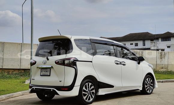 ซื้อ รถมือสอง Toyota Sienna ขาว รถยนต์ ใน %{เมือง} ใน กรุงเทพมหานคร ซื้อ รถมือสอง Toyota Sienna ขาว รถยนต์ ใน %{เมือง} ใน กรุงเทพมหานคร