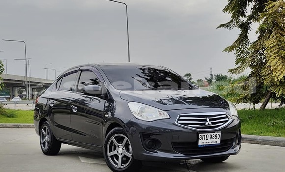 ซื้อ รถมือสอง Mitsubishi Attrage สีดำ รถยนต์ ใน %{เมือง} ใน กรุงเทพมหานคร