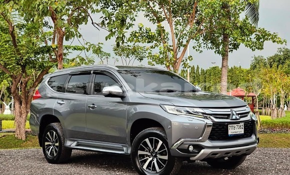 ซื้อ รถมือสอง Mitsubishi Pajero สีดำ รถยนต์ ใน %{เมือง} ใน กรุงเทพมหานคร ซื้อ รถมือสอง Mitsubishi Pajero สีดำ รถยนต์ ใน %{เมือง} ใน กรุงเทพมหานคร