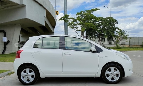 ซื้อ รถมือสอง Toyota Yaris ขาว รถยนต์ ใน %{เมือง} ใน กรุงเทพมหานคร ซื้อ รถมือสอง Toyota Yaris ขาว รถยนต์ ใน %{เมือง} ใน กรุงเทพมหานคร