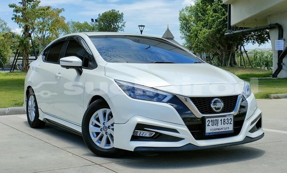 ซื้อ รถมือสอง Nissan Almera ขาว รถยนต์ ใน %{เมือง} ใน กรุงเทพมหานคร