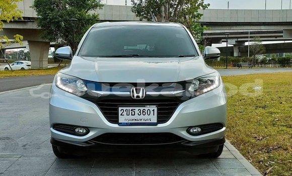 ซื้อ รถมือสอง Honda HR-V เงิน รถยนต์ ใน %{เมือง} ใน กรุงเทพมหานคร ซื้อ รถมือสอง Honda HR-V เงิน รถยนต์ ใน %{เมือง} ใน กรุงเทพมหานคร