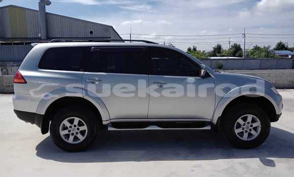 ซื้อ รถมือสอง Mitsubishi Pajero เงิน รถยนต์ ใน %{เมือง} ใน กรุงเทพมหานคร ซื้อ รถมือสอง Mitsubishi Pajero เงิน รถยนต์ ใน %{เมือง} ใน กรุงเทพมหานคร