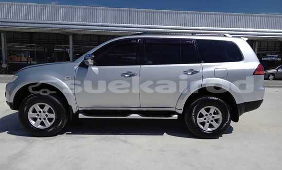 ซื้อ รถมือสอง Mitsubishi Pajero เงิน รถยนต์ ใน %{เมือง} ใน กรุงเทพมหานคร ซื้อ รถมือสอง Mitsubishi Pajero เงิน รถยนต์ ใน %{เมือง} ใน กรุงเทพมหานคร