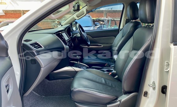 Buy Used Mitsubishi Triton White Car in Bangkok in Bangkok Buy Used Mitsubishi Triton White Car in Bangkok in Bangkok