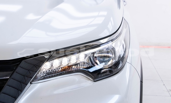 Buy Used Toyota Fortuner White Car in Bangkok in Bangkok Buy Used Toyota Fortuner White Car in Bangkok in Bangkok