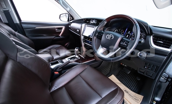 ซื้อ รถมือสอง Toyota Fortuner สีดำ รถยนต์ ใน %{เมือง} ใน กรุงเทพมหานคร ซื้อ รถมือสอง Toyota Fortuner สีดำ รถยนต์ ใน %{เมือง} ใน กรุงเทพมหานคร