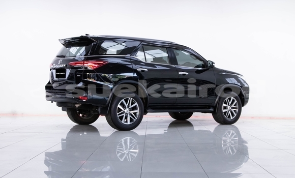 ซื้อ รถมือสอง Toyota Fortuner สีดำ รถยนต์ ใน %{เมือง} ใน กรุงเทพมหานคร ซื้อ รถมือสอง Toyota Fortuner สีดำ รถยนต์ ใน %{เมือง} ใน กรุงเทพมหานคร