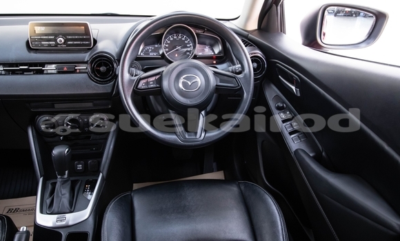 ซื้อ รถมือสอง Mazda 2 สีแดง รถยนต์ ใน %{เมือง} ใน กรุงเทพมหานคร ซื้อ รถมือสอง Mazda 2 สีแดง รถยนต์ ใน %{เมือง} ใน กรุงเทพมหานคร