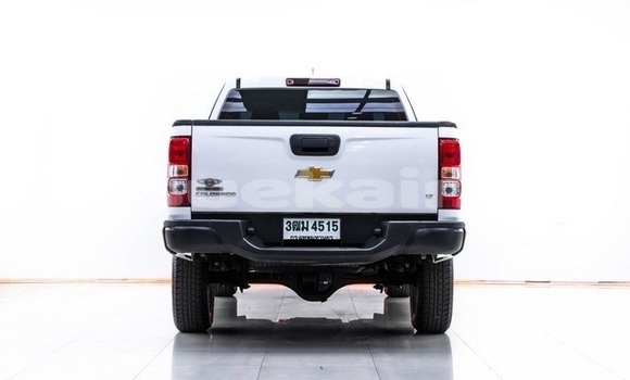 ซื้อ รถมือสอง Chevrolet Corolado ขาว รถยนต์ ใน %{เมือง} ใน กรุงเทพมหานคร ซื้อ รถมือสอง Chevrolet Corolado ขาว รถยนต์ ใน %{เมือง} ใน กรุงเทพมหานคร