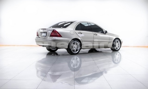 ซื้อ รถมือสอง Mercedes‒Benz C–Class สีน้ำตาล รถยนต์ ใน %{เมือง} ใน กรุงเทพมหานคร ซื้อ รถมือสอง Mercedes‒Benz C–Class สีน้ำตาล รถยนต์ ใน %{เมือง} ใน กรุงเทพมหานคร