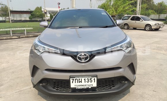 ซื้อ รถมือสอง Toyota C-HR เงิน รถยนต์ ใน %{เมือง} ใน กรุงเทพมหานคร ซื้อ รถมือสอง Toyota C-HR เงิน รถยนต์ ใน %{เมือง} ใน กรุงเทพมหานคร