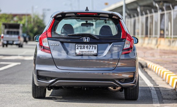 ซื้อ รถมือสอง Honda Jazz สีดำ รถยนต์ ใน %{เมือง} ใน กรุงเทพมหานคร ซื้อ รถมือสอง Honda Jazz สีดำ รถยนต์ ใน %{เมือง} ใน กรุงเทพมหานคร