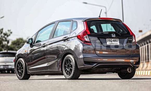 ซื้อ รถมือสอง Honda Jazz สีดำ รถยนต์ ใน %{เมือง} ใน กรุงเทพมหานคร ซื้อ รถมือสอง Honda Jazz สีดำ รถยนต์ ใน %{เมือง} ใน กรุงเทพมหานคร