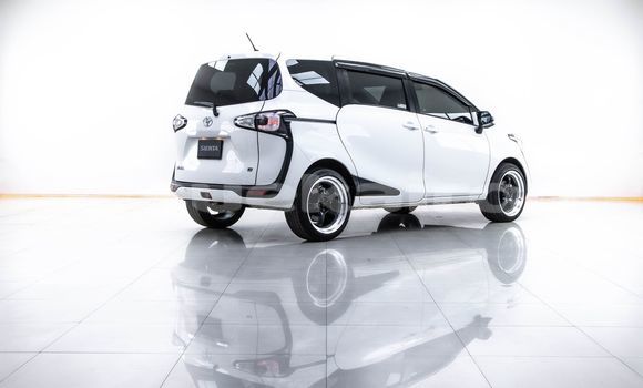ซื้อ รถมือสอง Toyota Sienta ขาว รถยนต์ ใน %{เมือง} ใน กรุงเทพมหานคร ซื้อ รถมือสอง Toyota Sienta ขาว รถยนต์ ใน %{เมือง} ใน กรุงเทพมหานคร