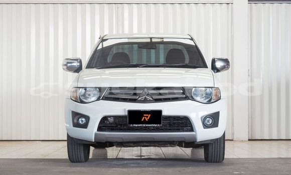 Buy Used Mitsubishi Triton White Car in Bangkok in Bangkok Buy Used Mitsubishi Triton White Car in Bangkok in Bangkok