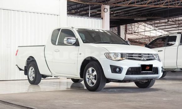 Buy Used Mitsubishi Triton White Car in Bangkok in Bangkok Buy Used Mitsubishi Triton White Car in Bangkok in Bangkok