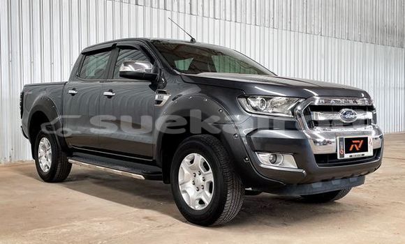 ซื้อ รถมือสอง Ford Ranger สีดำ รถยนต์ ใน %{เมือง} ใน กรุงเทพมหานคร