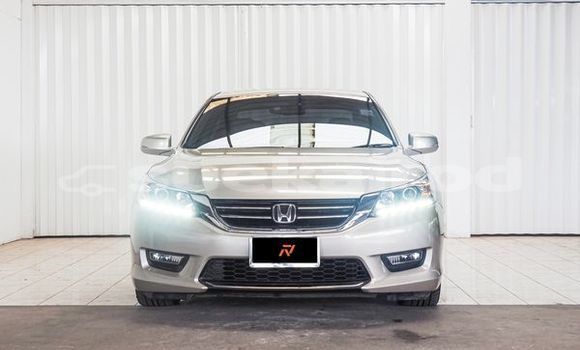 Buy Used Honda Accord Silver Car in Bangkok in Bangkok Buy Used Honda Accord Silver Car in Bangkok in Bangkok