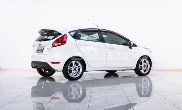 ซื้อ รถมือสอง Ford Fiesta ขาว รถยนต์ ใน %{เมือง} ใน กรุงเทพมหานคร ซื้อ รถมือสอง Ford Fiesta ขาว รถยนต์ ใน %{เมือง} ใน กรุงเทพมหานคร